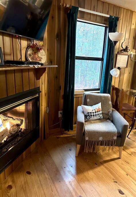 Private Cozy Cabin In The Woods With Great View マーフィ エクステリア 写真